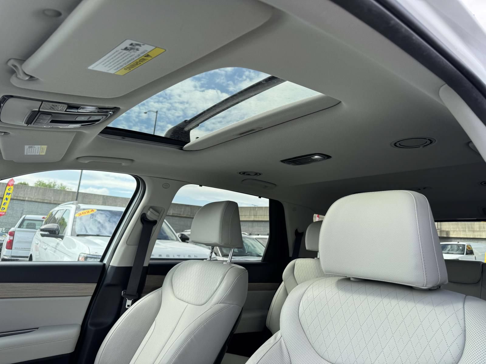 Used 2022 Hyundai Palisade SEL w/ Premium Package AWD/4WD image 21