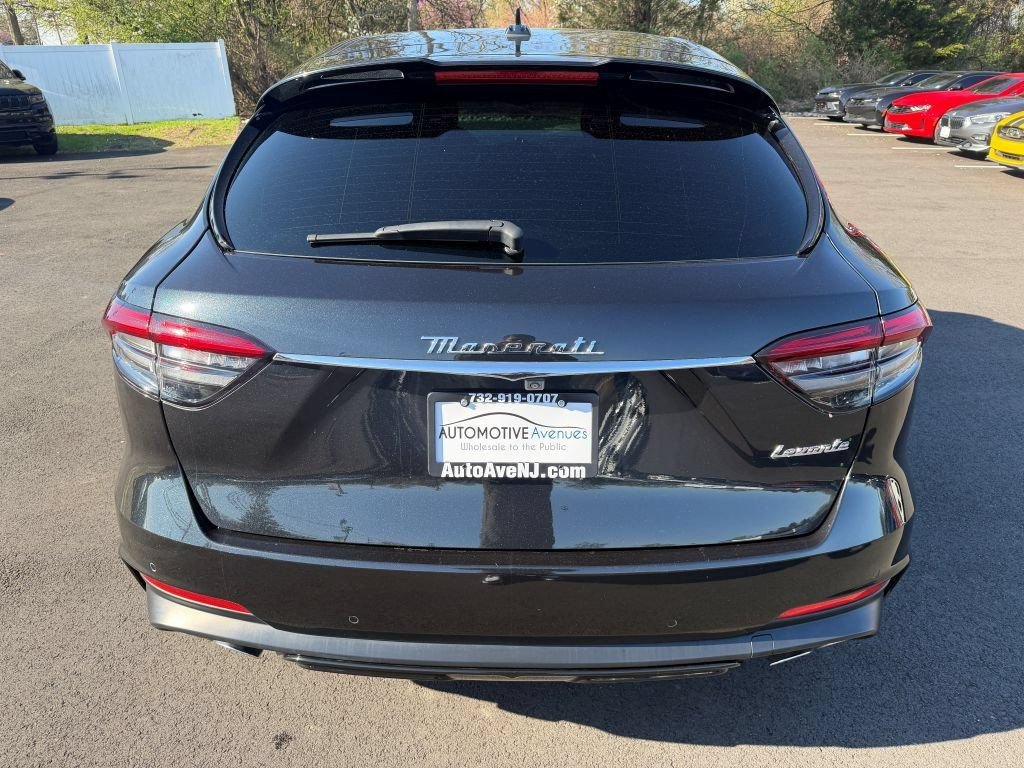 Used 2022 Maserati Levante Modena AWD/4WD image 4