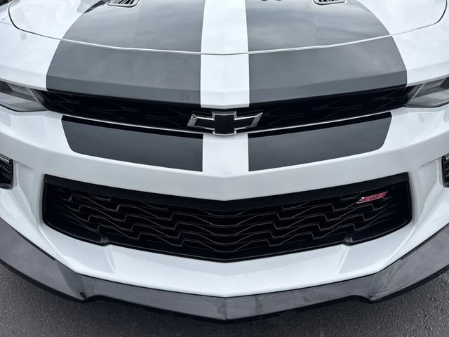 Used 2016 Chevrolet Camaro SS RWD image 34