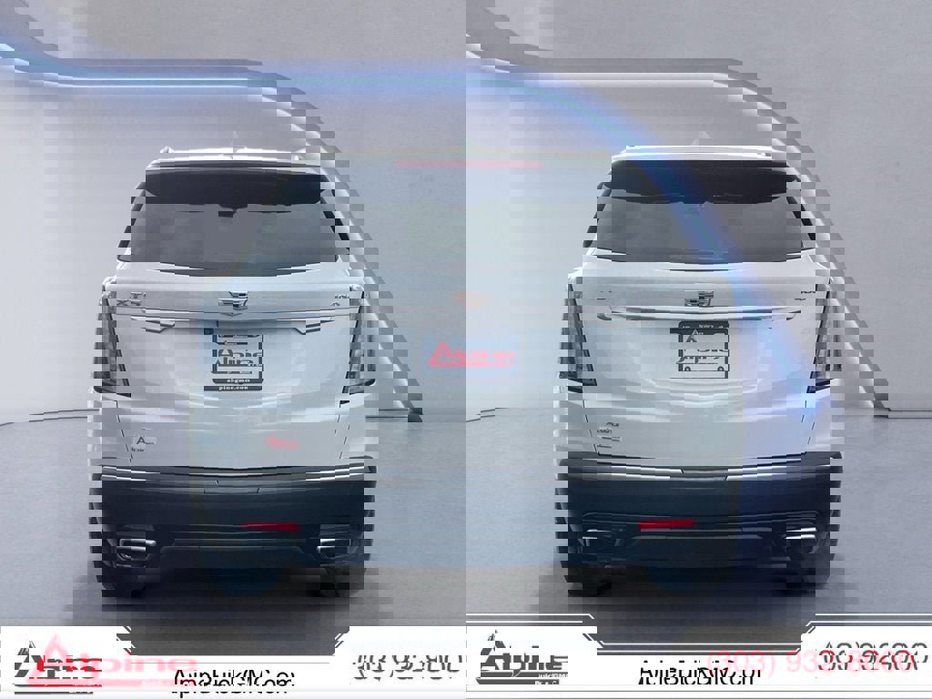 Used 2023 Cadillac XT5 Sportv image 4