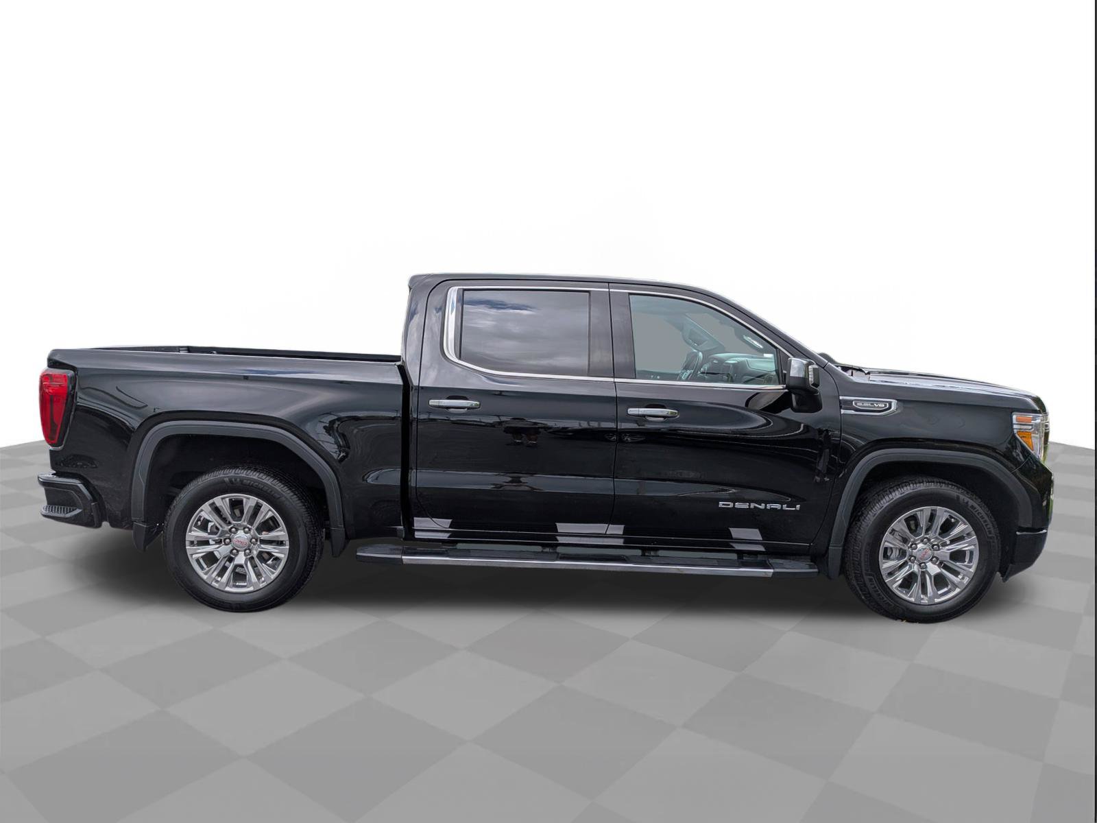 Certified 2021 GMC Sierra 1500 Denali w/ Technology Package AWD/4WD image 3