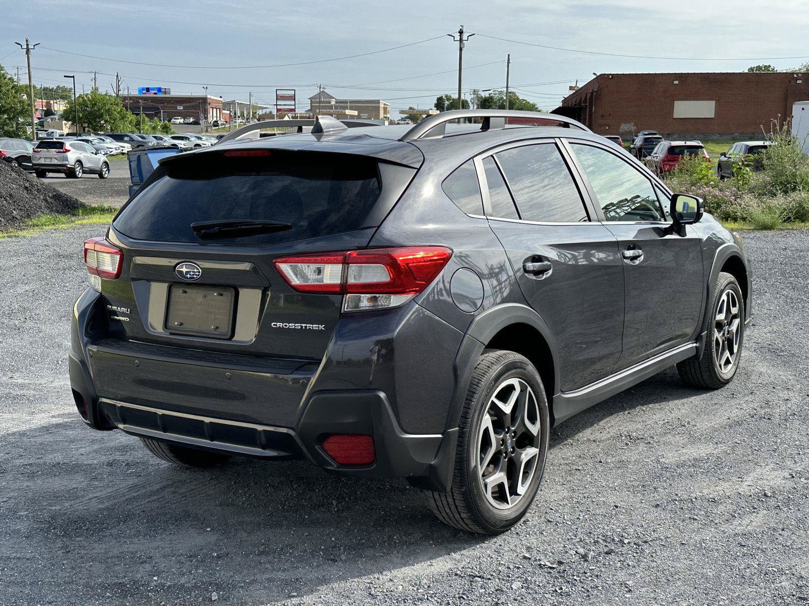 Used 2019 Subaru Crosstrek 2.0i Limited w/ Moonroof Package AWD/4WD image 8