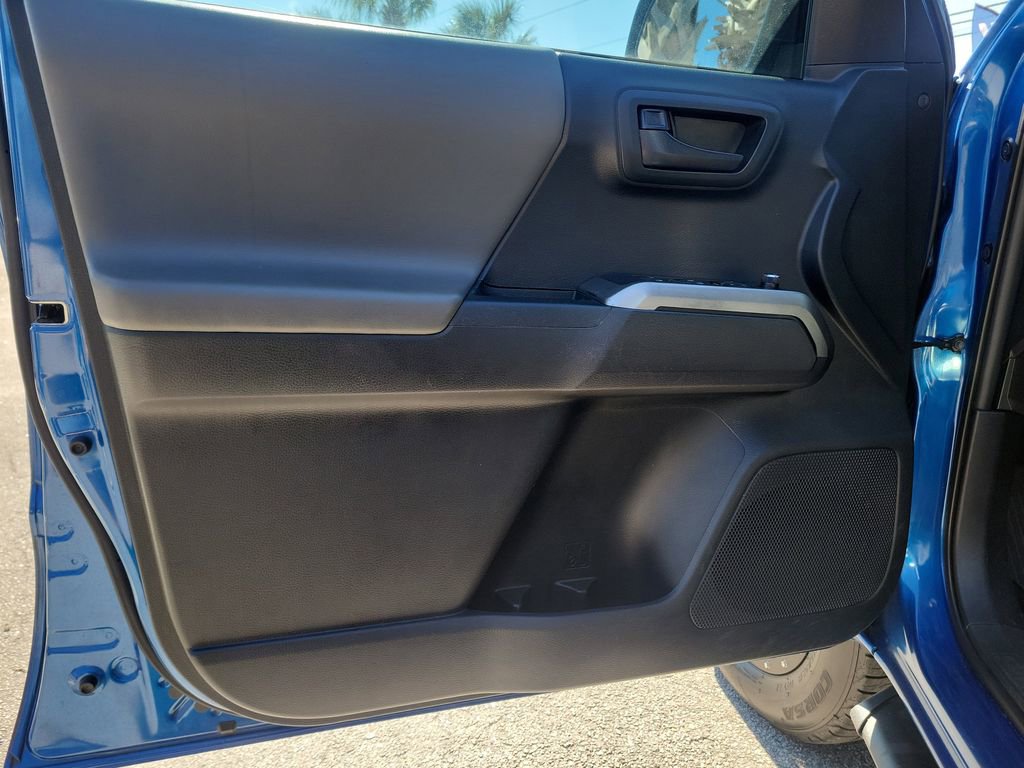 Used 2018 Toyota Tacoma SR5 image 18