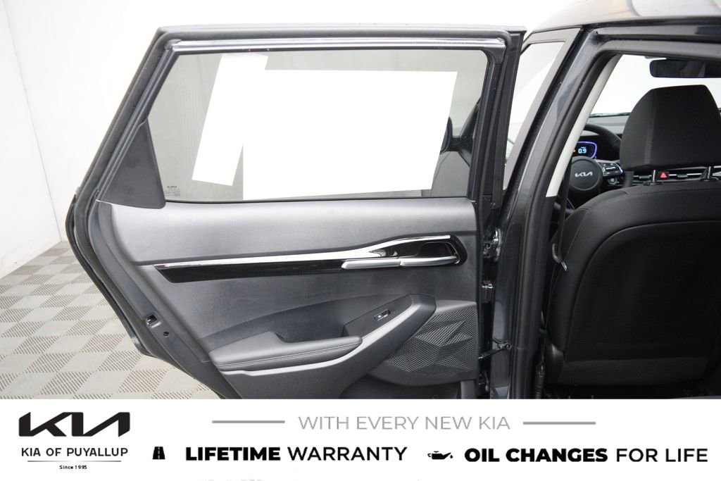 New 2026 Kia Seltos S image 11