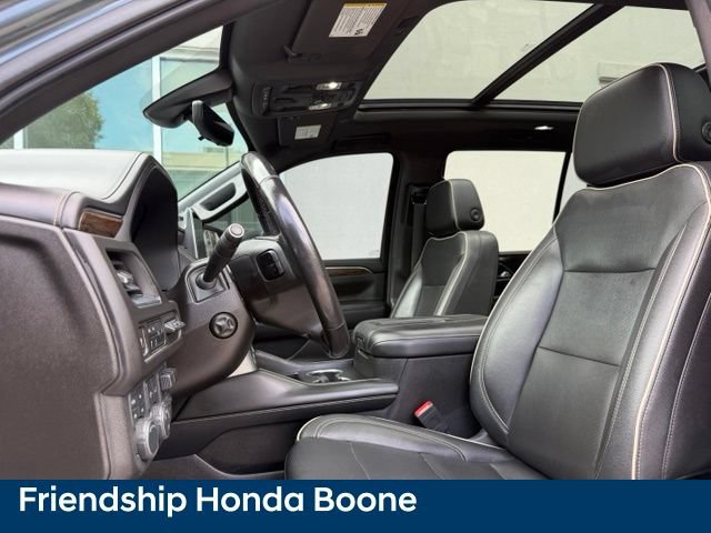 Used 2021 Chevrolet Tahoe Premier w/ Premium Package AWD/4WD image 19