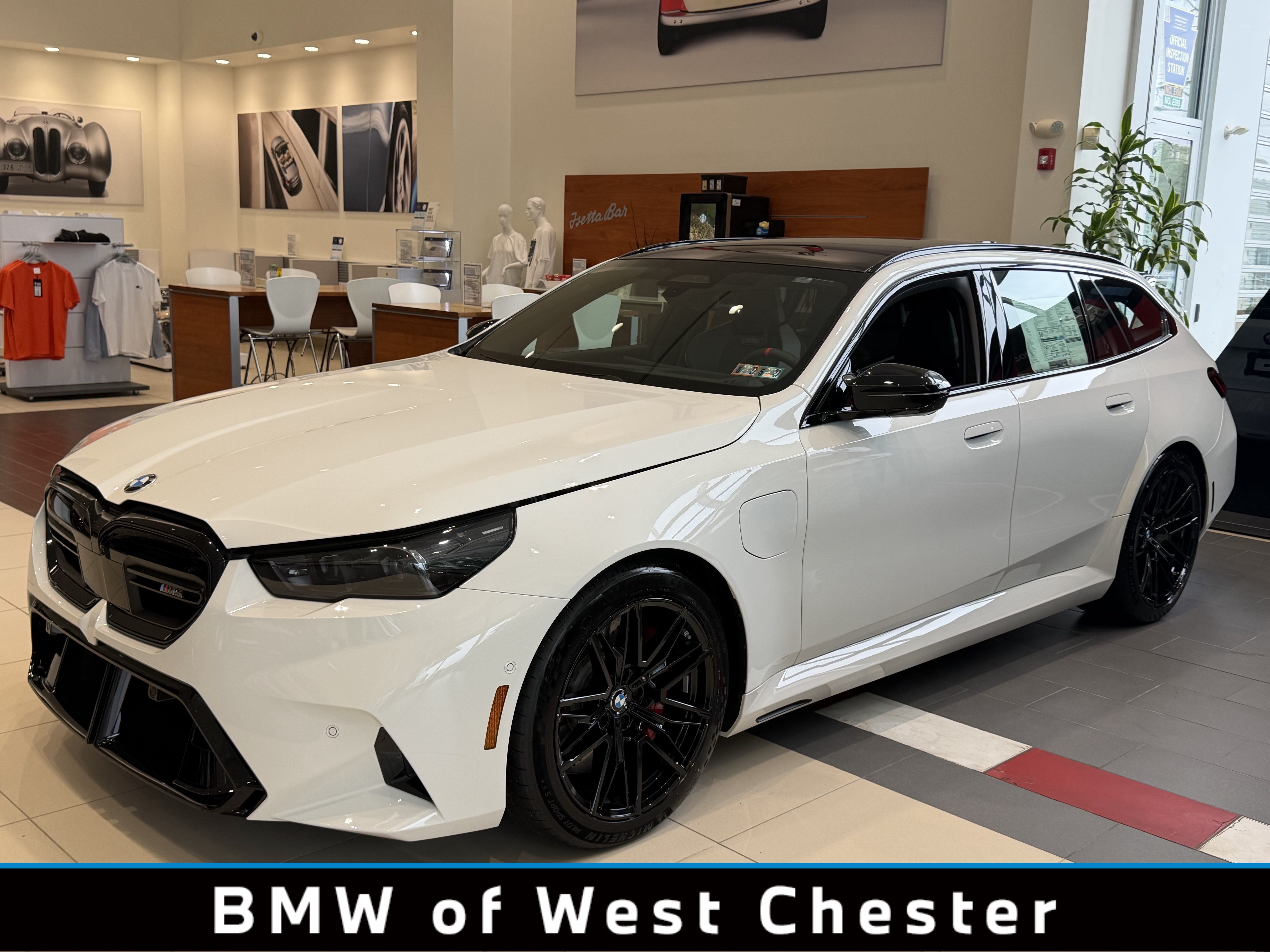 New 2026 BMW M5 Touring w/ M Driver's Package AWD/4WD image 1