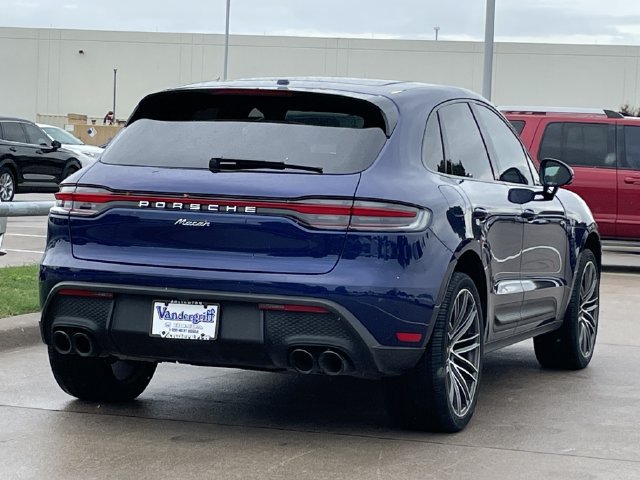 Used 2024 Porsche Macan AWD/4WD image 4