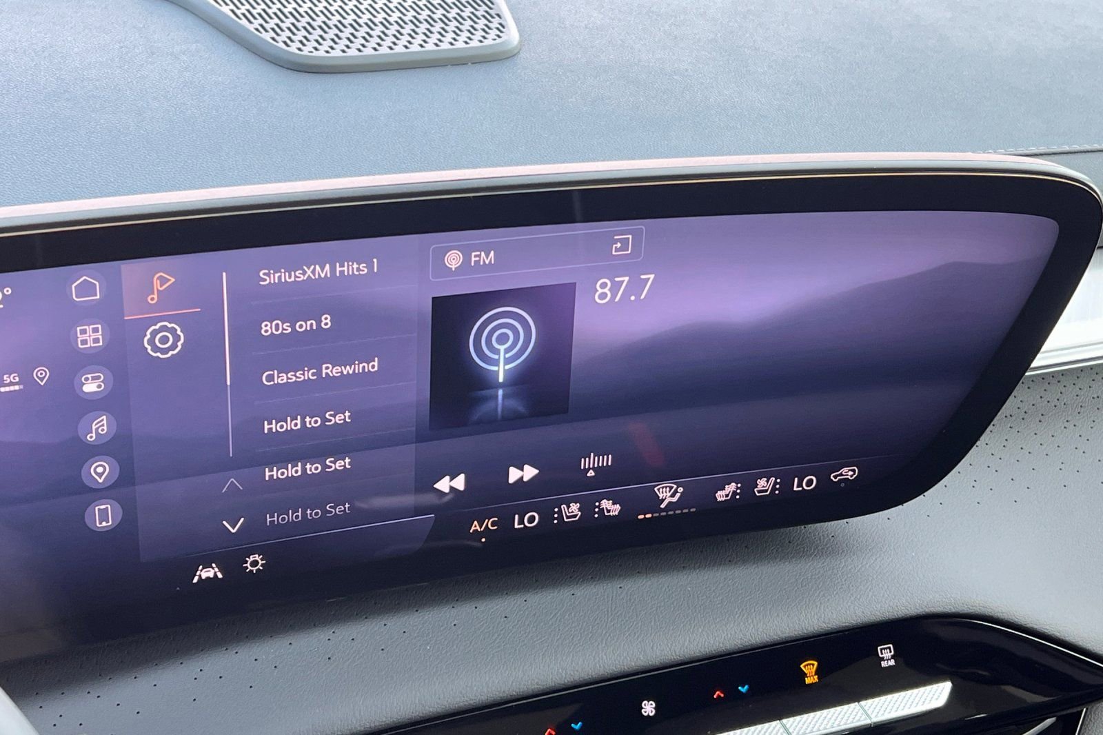 New 2026 Buick Enclave Avenir w/ Super Cruise Package image 18