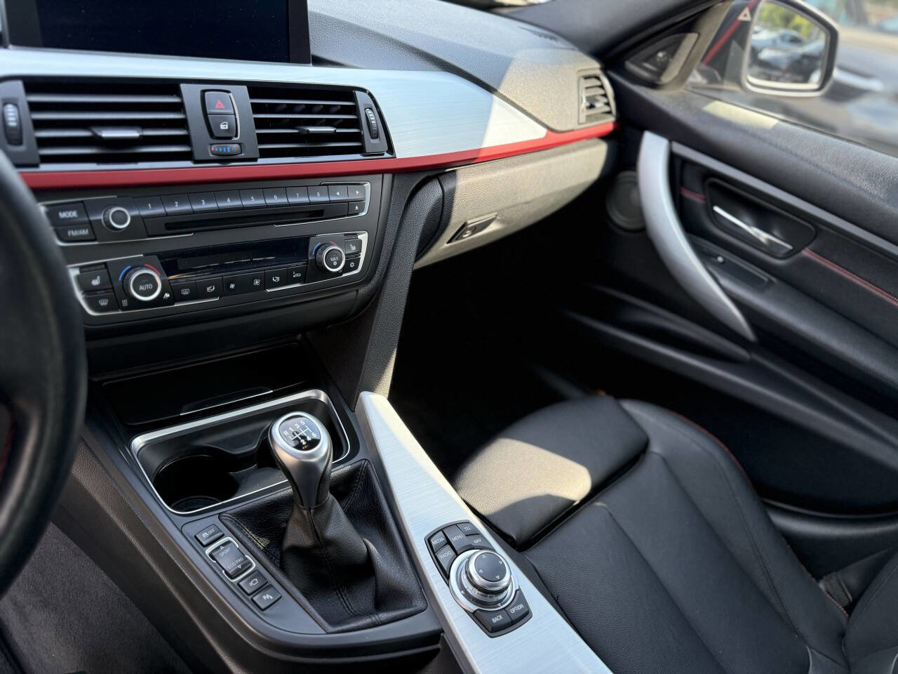 Used 2012 BMW 335i Sedan RWD image 15