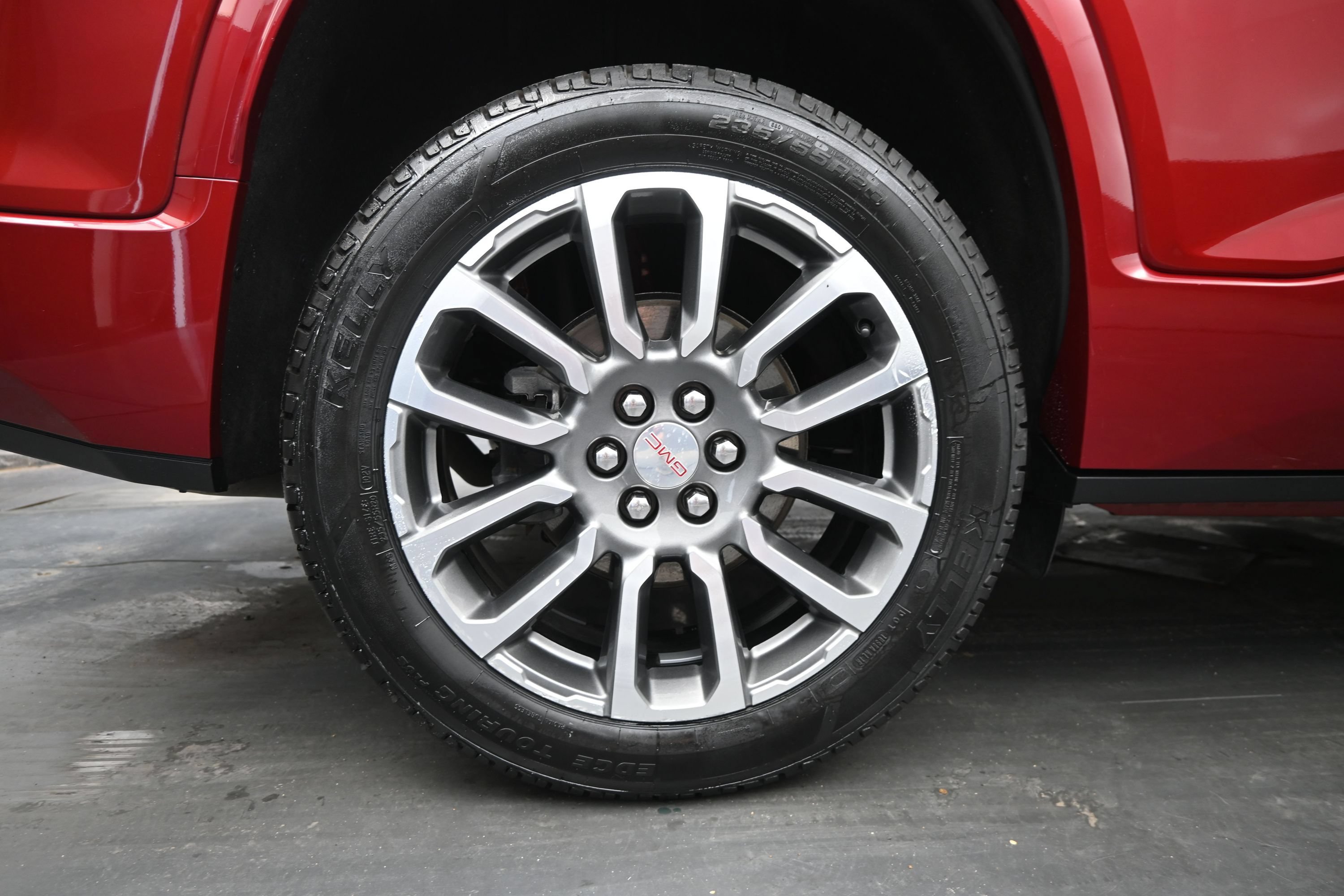 Used 2022 GMC Acadia Denali w/ Denali Ultimate Package AWD/4WD image 9