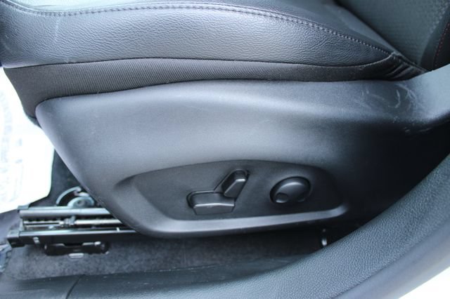 Used 2025 Jeep Compass Trailhawk w/ Trailhawk Convenience Group AWD/4WD image 13