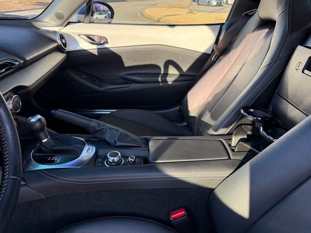 Used 2024 MAZDA MX-5 Miata RF Grand Touring w/ Weather Package image 25