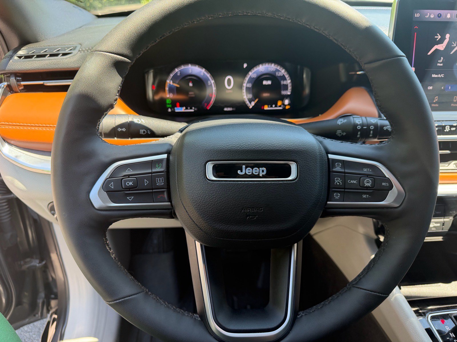 Used 2023 Jeep Compass Limited w/ Elite Group AWD/4WD image 31