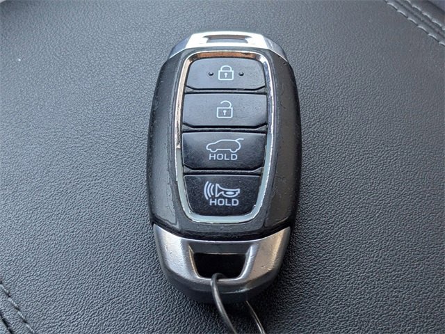 Used 2020 Hyundai Santa Fe Limited image 31