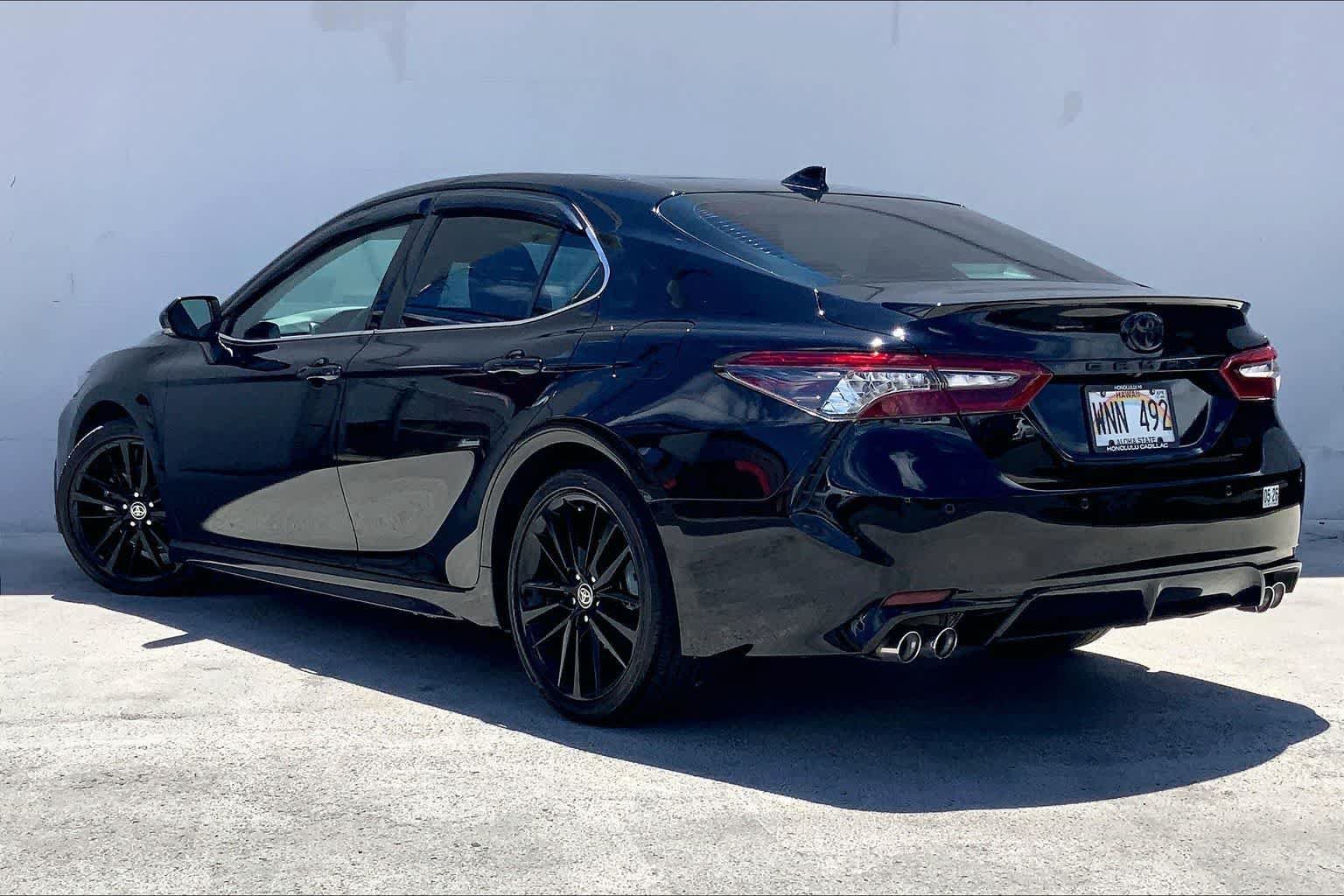 Used 2022 Toyota Camry XSE FWD image 4