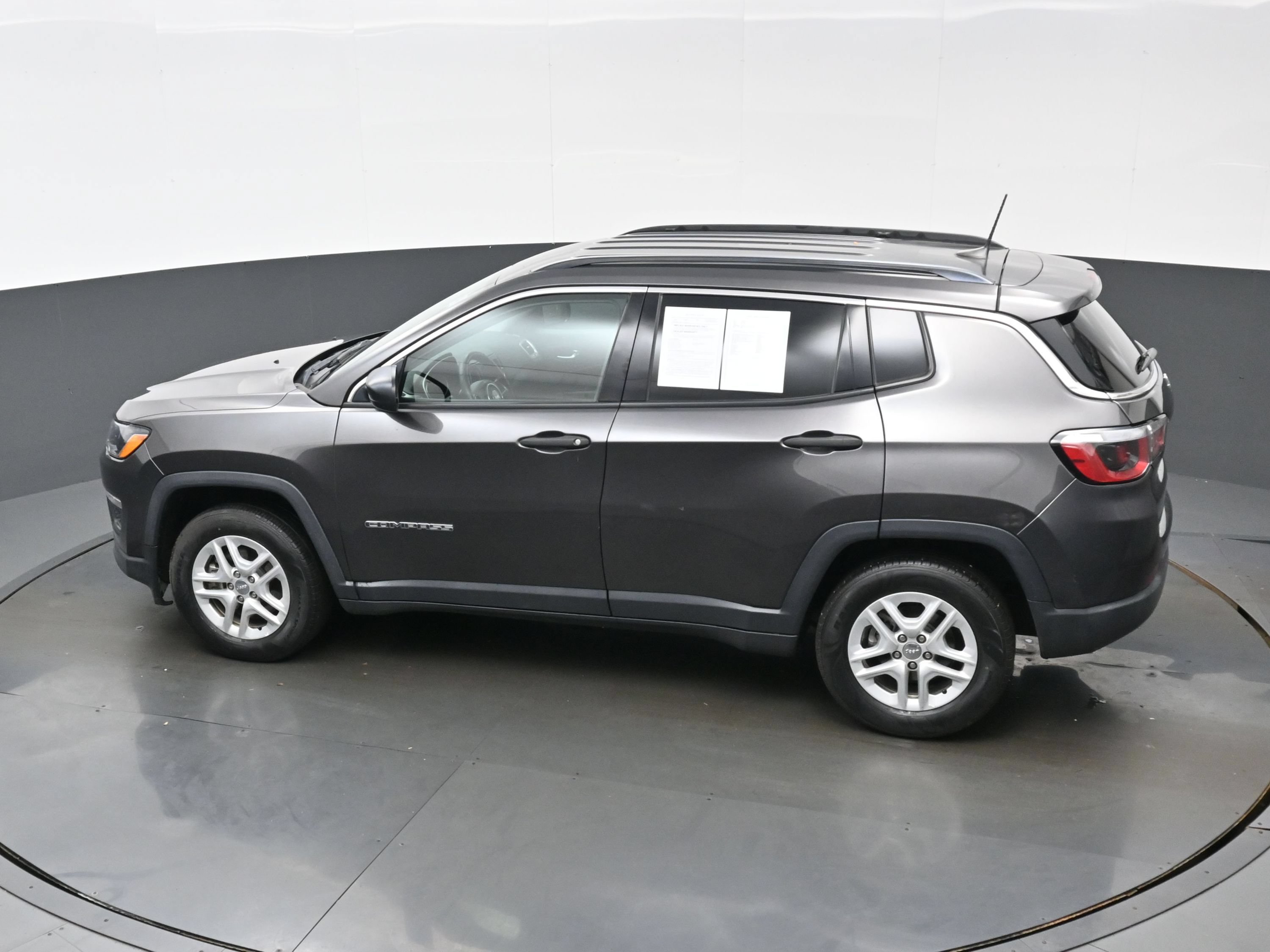 Used 2019 Jeep Compass Sport FWD image 32