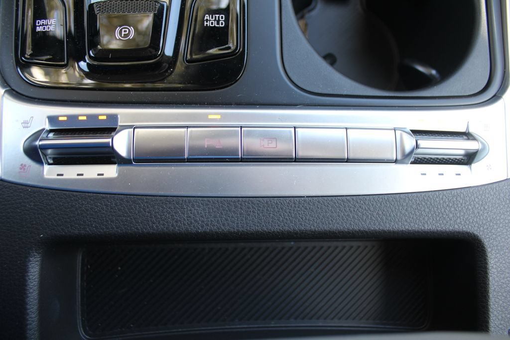 New 2027 Kia Carnival SX FWD image 44