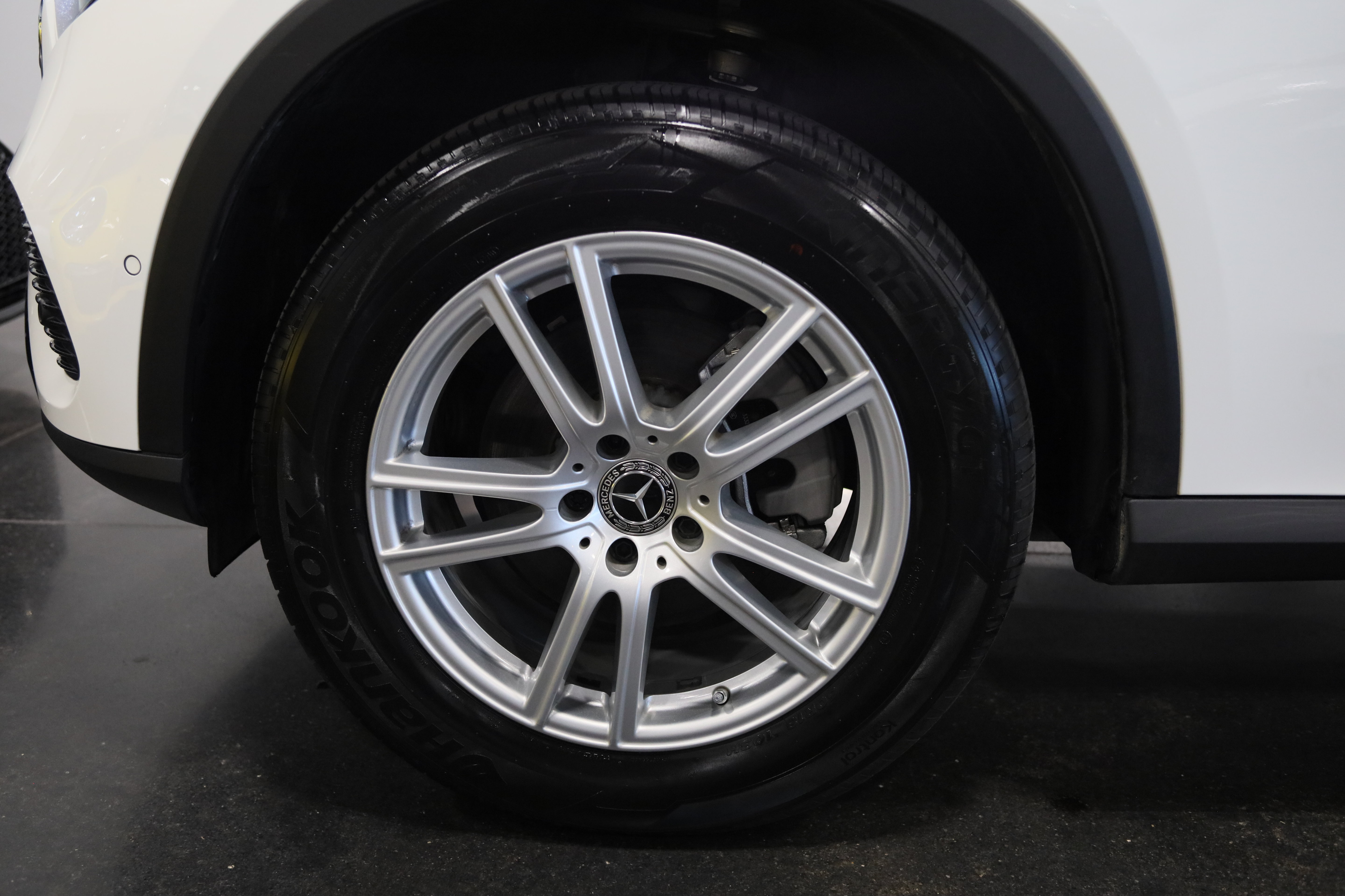 Used 2023 Mercedes-Benz GLC 300 4MATIC image 13