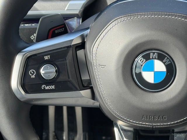 Used 2023 BMW 760i xDrive image 21