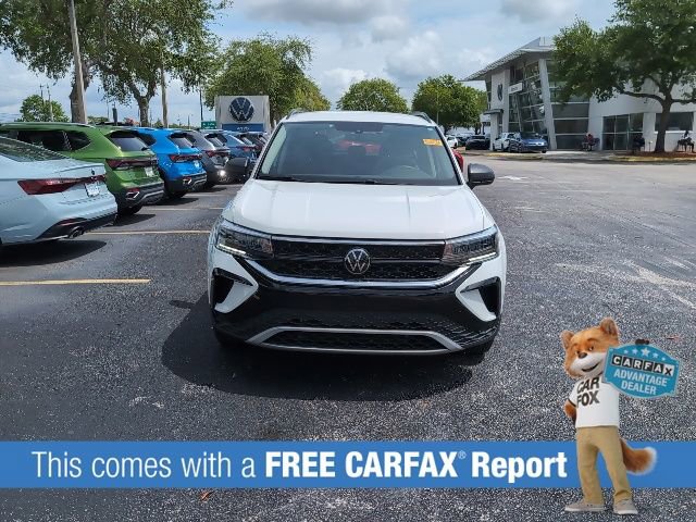 Used 2023 Volkswagen Taos S image 2