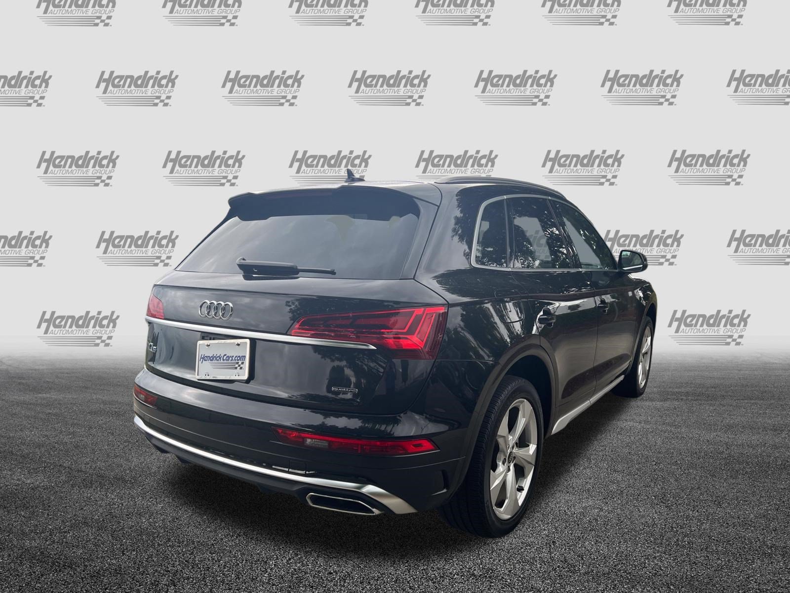 Used 2024 Audi Q5 2.0T Premium Plus w/ Premium Plus Package AWD/4WD image 11
