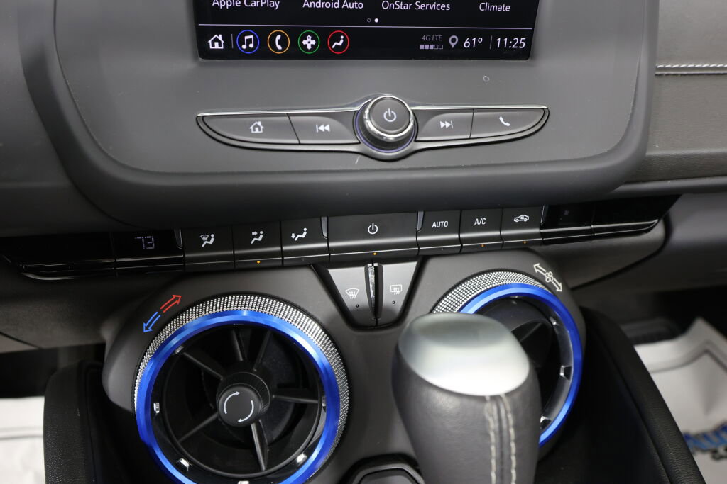 Used 2023 Chevrolet Camaro LT RWD image 28