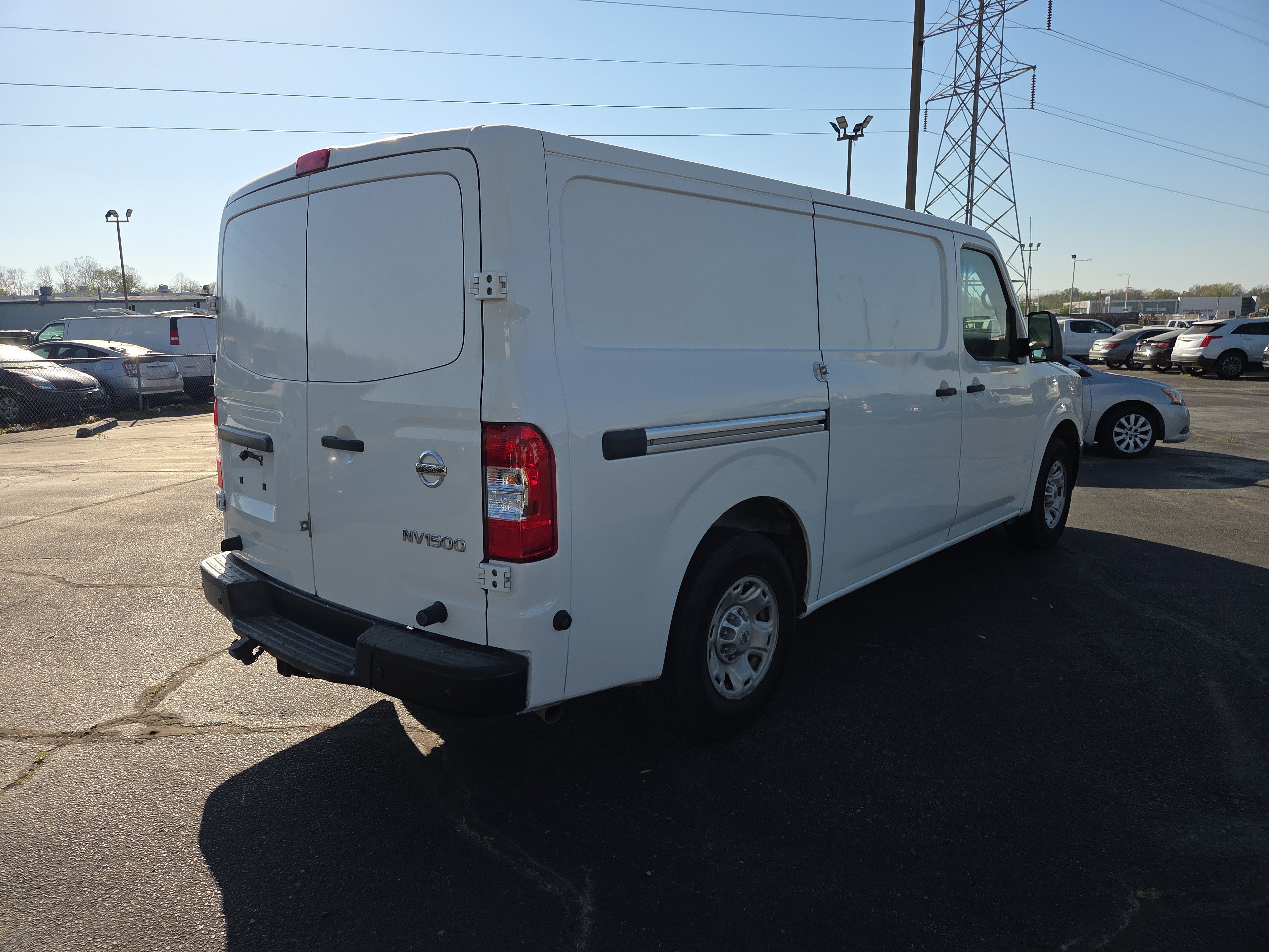 Used 2017 Nissan NV 1500 SV w/ Back Door Glass Package image 5