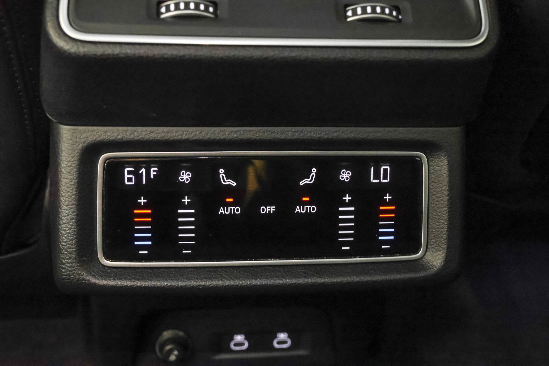 Used 2023 Audi e-tron Premium image 38