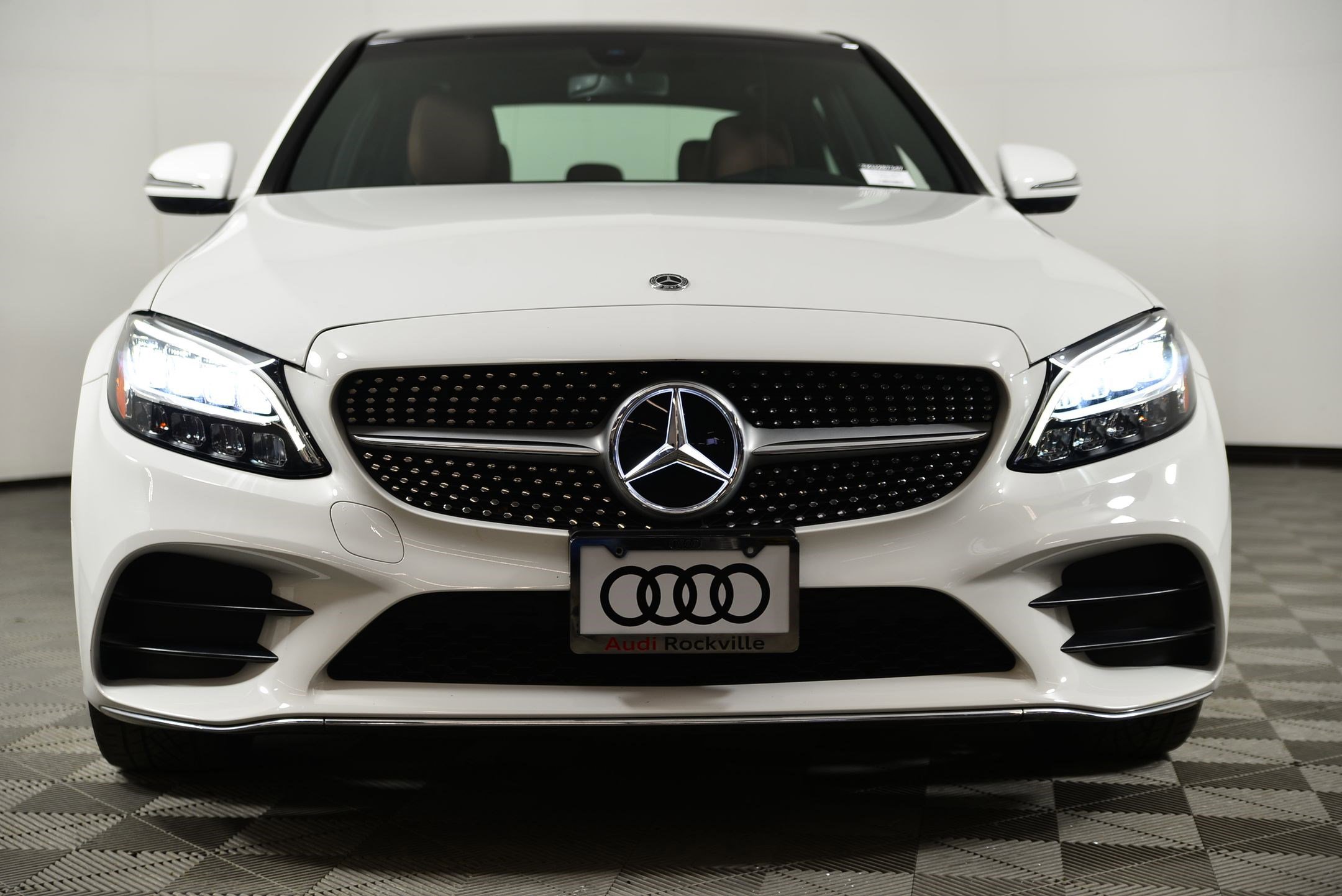 Used 2019 Mercedes-Benz C 300 4MATIC Sedan image 6