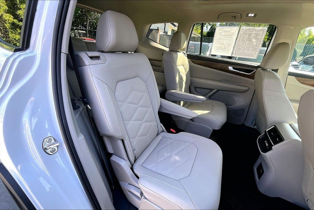 Certified 2026 Volkswagen Atlas SE w/ Panoramic Sunroof Package FWD image 20