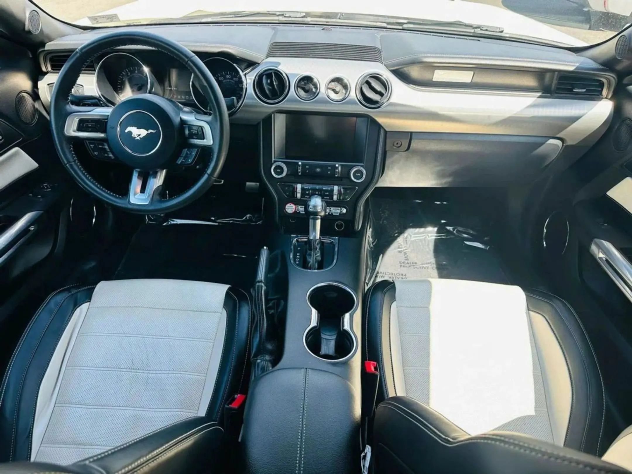Used 2015 Ford Mustang 50 Years RWD image 9