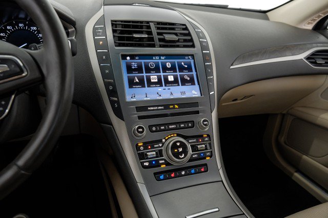 Used 2019 Lincoln MKZ Reserve FWD image 24