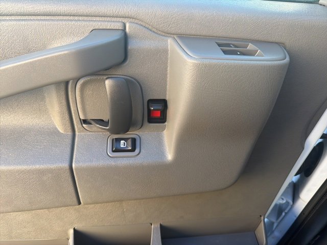 Certified 2022 GMC Savana 3500 Work Van w/ Power Convenience Package image 15
