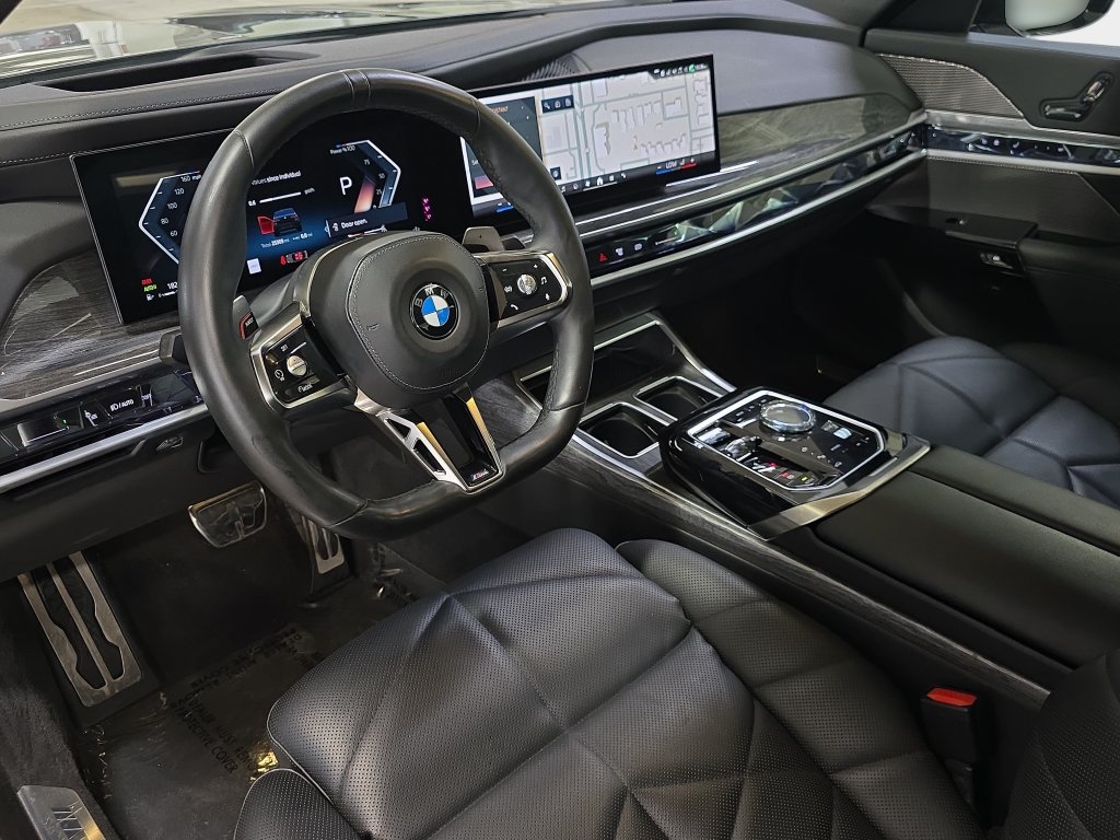 Certified 2023 BMW 740i RWD image 19