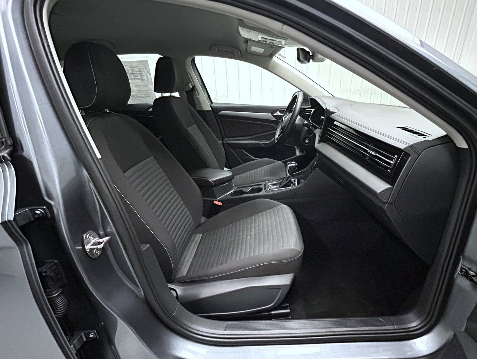 Used 2025 Volkswagen Jetta S image 15