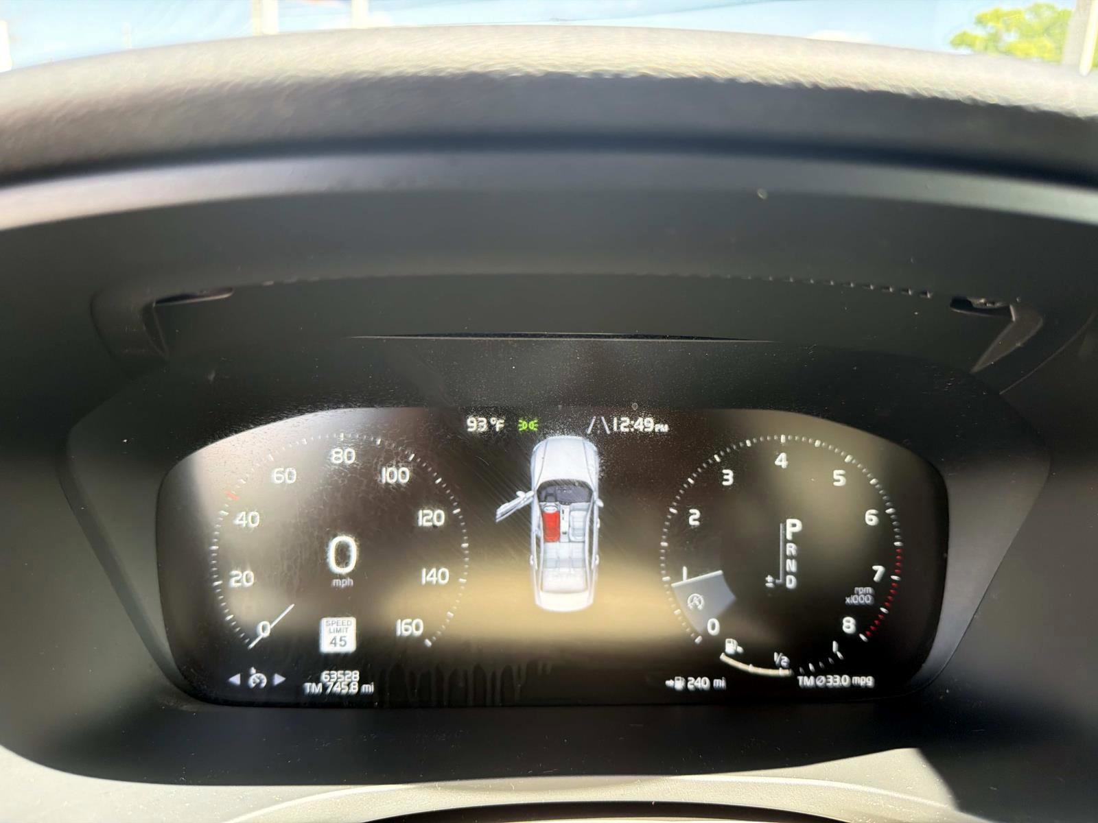 Used 2020 Volvo S60 T5 Momentum image 24