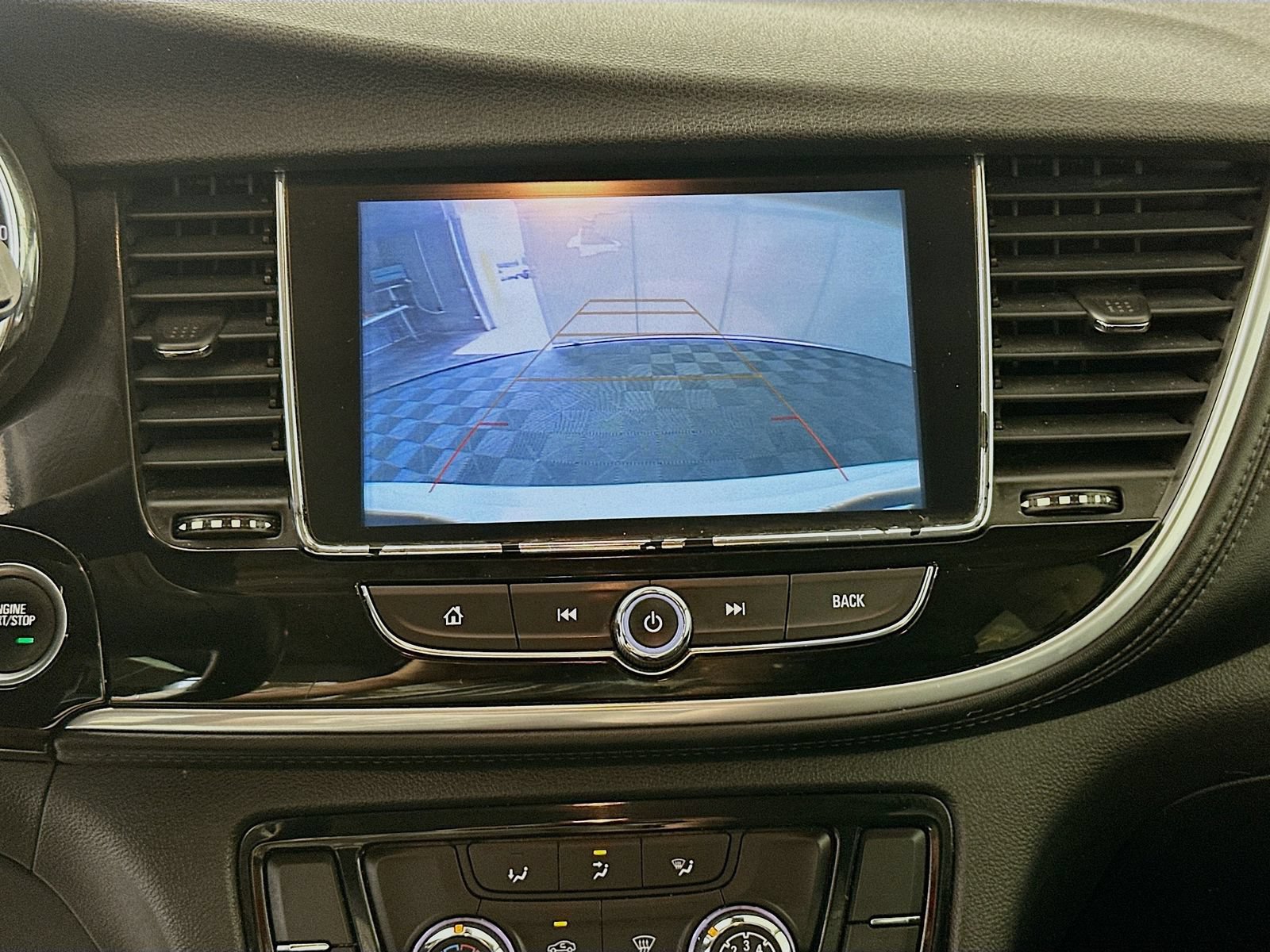 Used 2021 Buick Encore Preferred FWD image 14