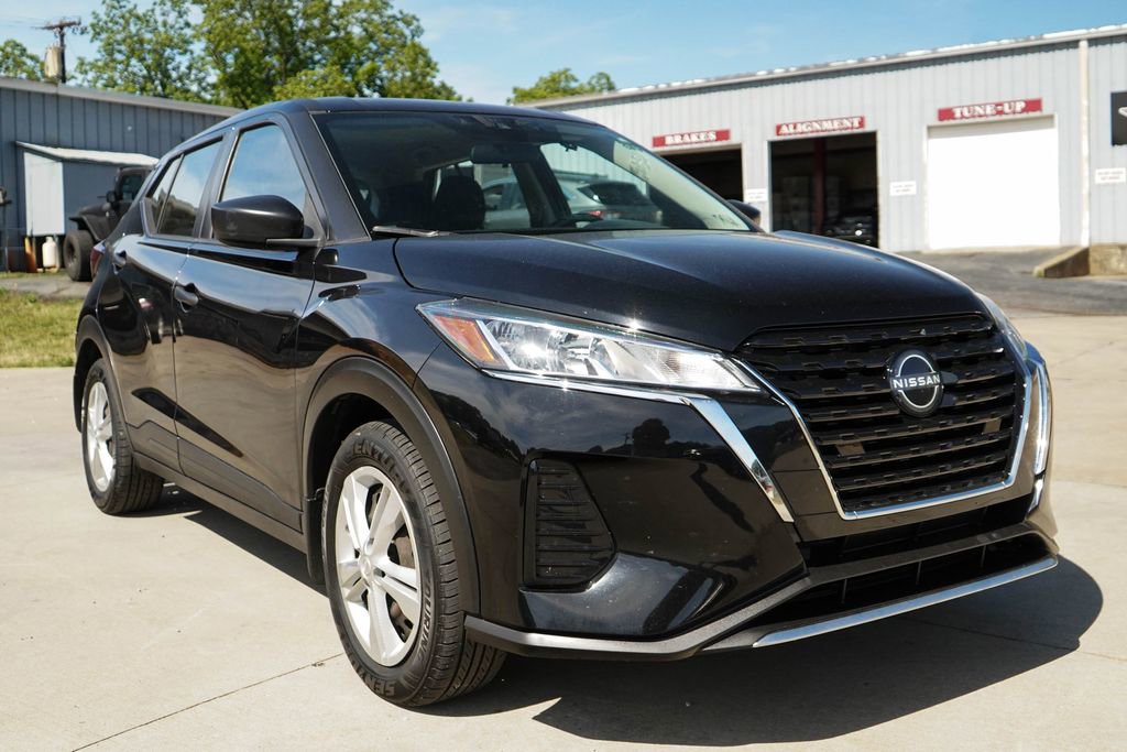 Used 2022 Nissan Kicks S FWD image 34
