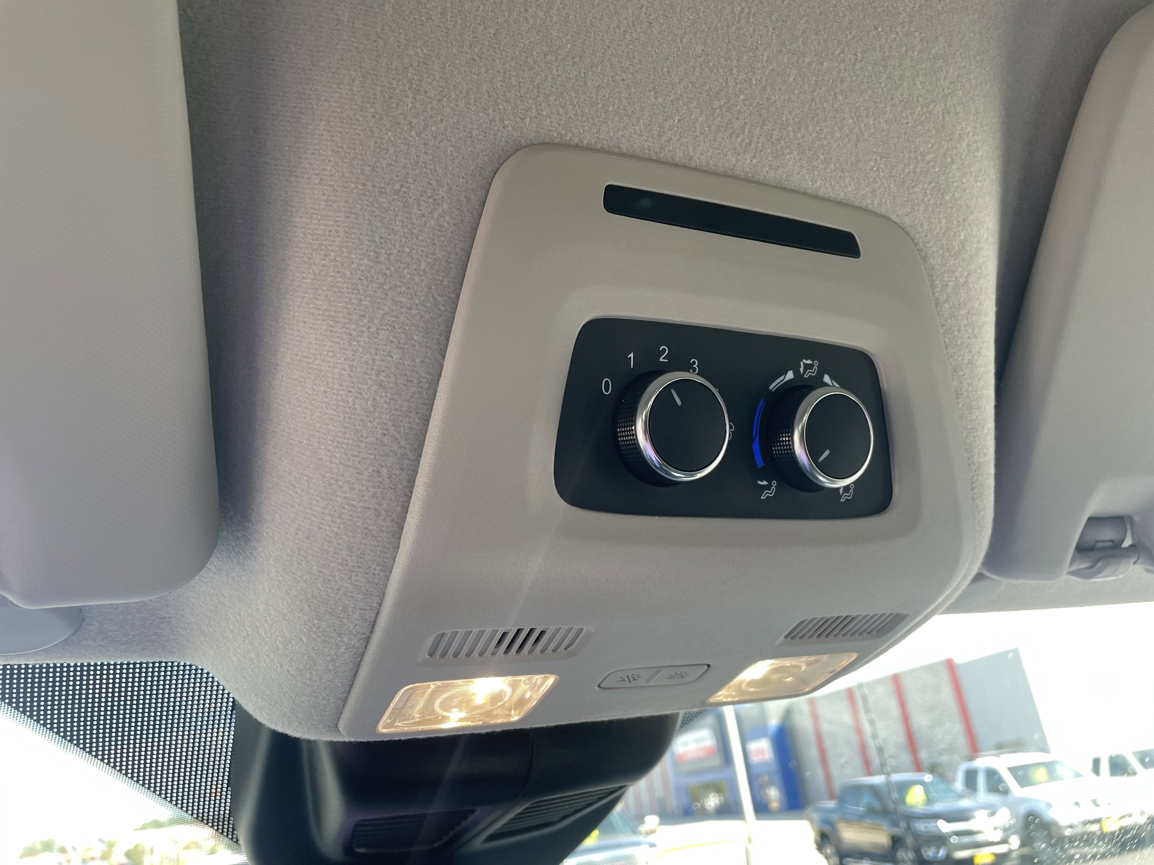 Used 2024 Ford Transit 350 XLT image 14