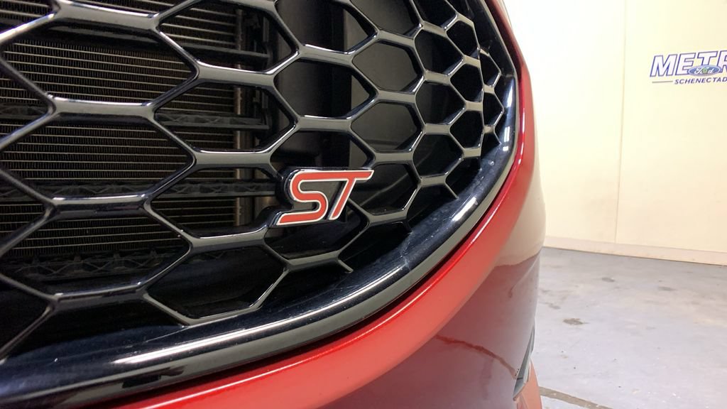 Certified 2019 Ford Edge ST w/ Convenience Package AWD/4WD image 51