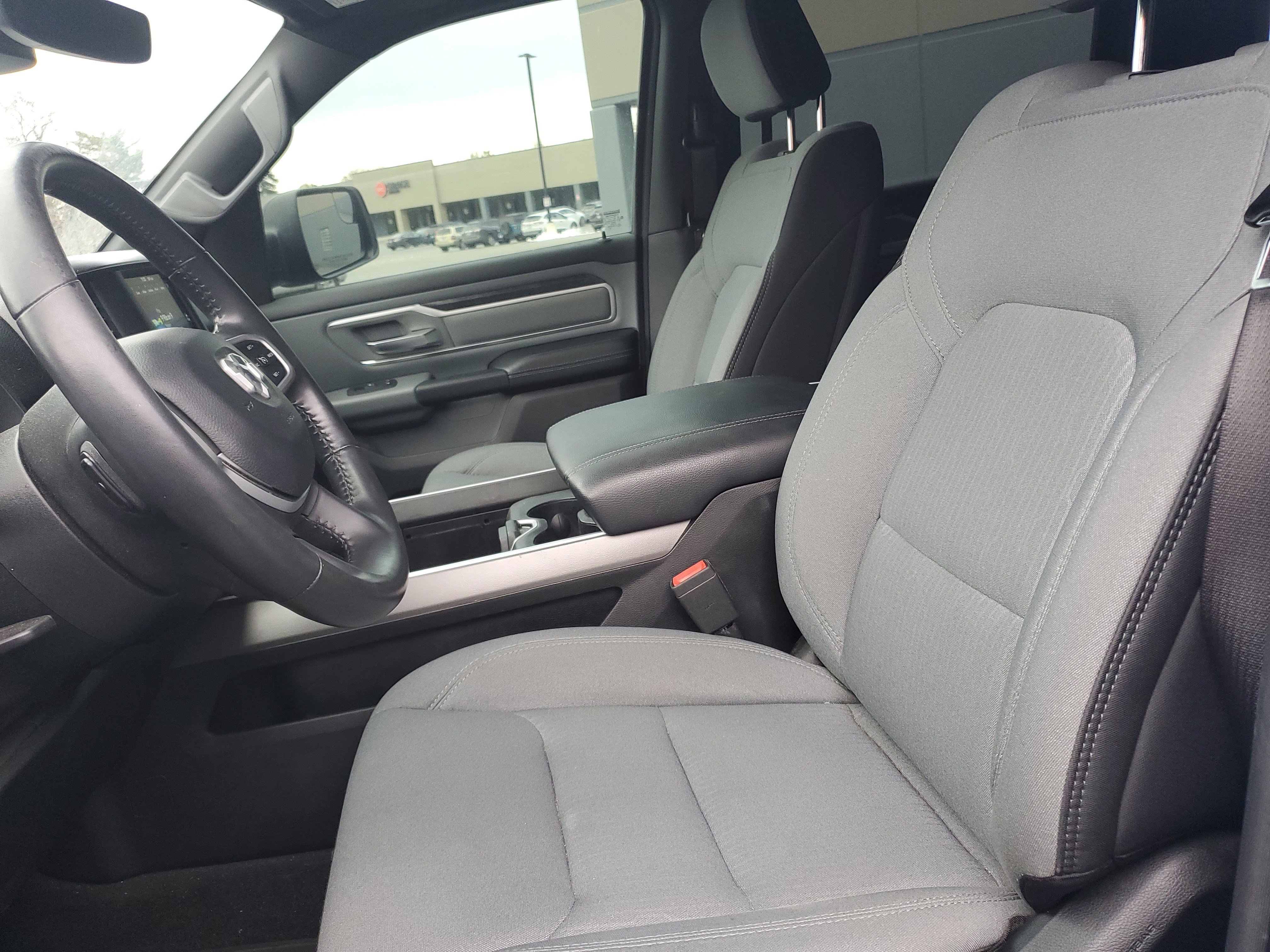 Used 2021 RAM 1500 Big Horn AWD/4WD image 25