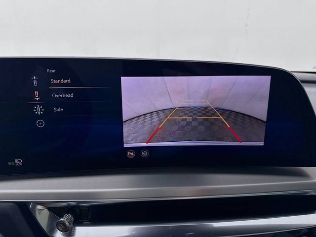 Used 2024 Cadillac Lyriq Luxury image 15