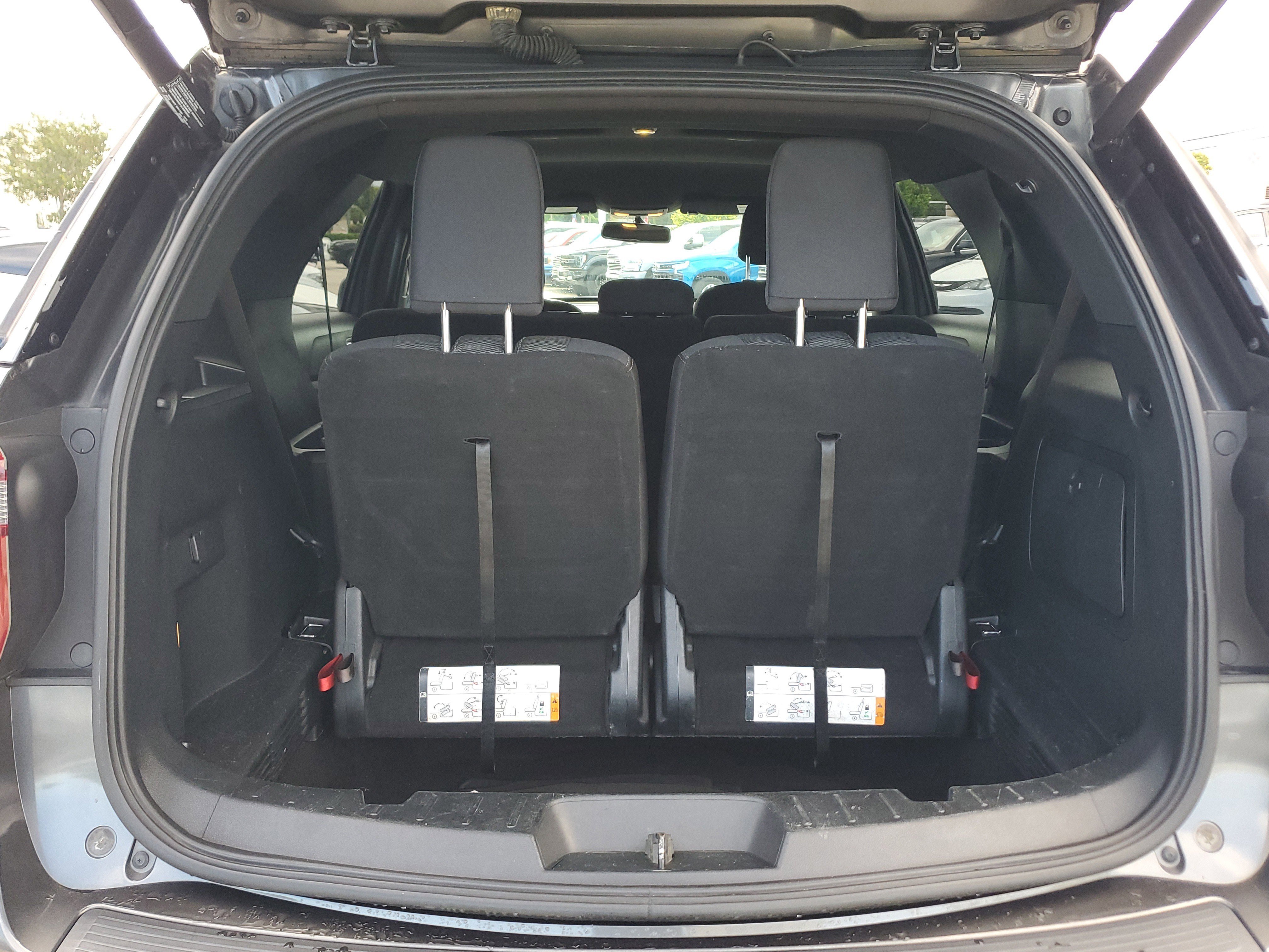 Used 2019 Ford Explorer XLT w/ Equipment Group 201A image 15