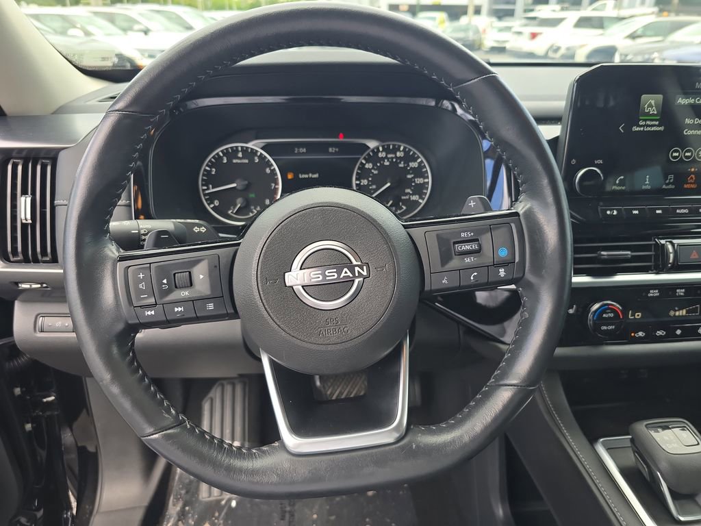 Used 2024 Nissan Pathfinder SL image 26