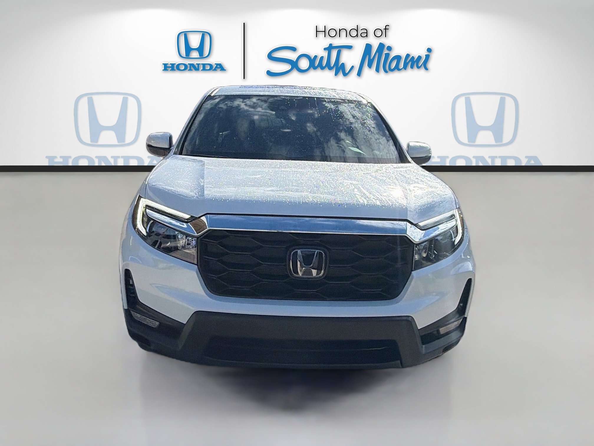 Certified 2025 Honda Passport EX-L image 2