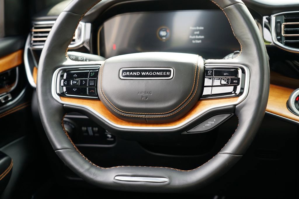 Used 2022 Jeep Grand Wagoneer Series III image 24