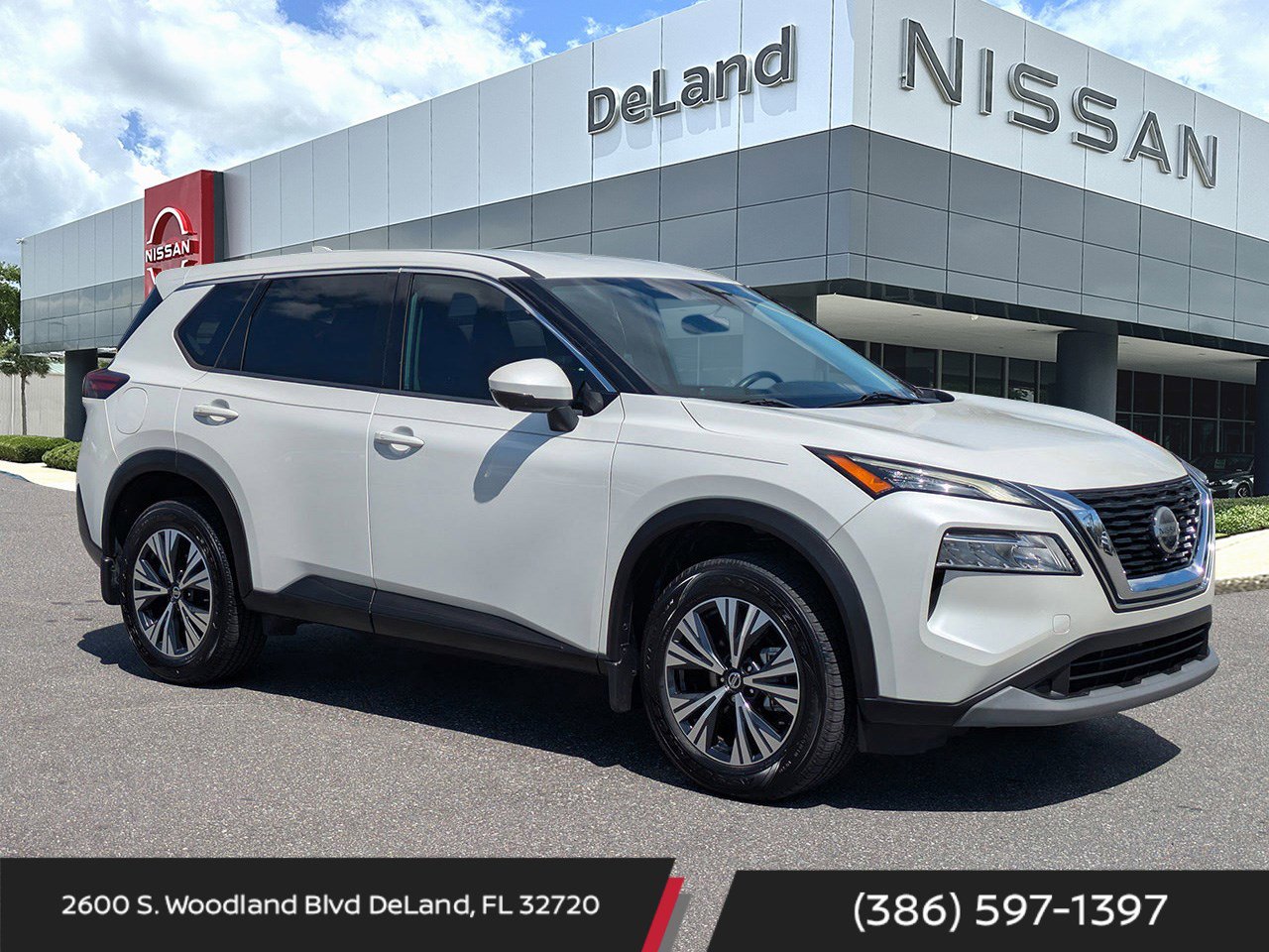 Used 2021 Nissan Rogue SV FWD image 1