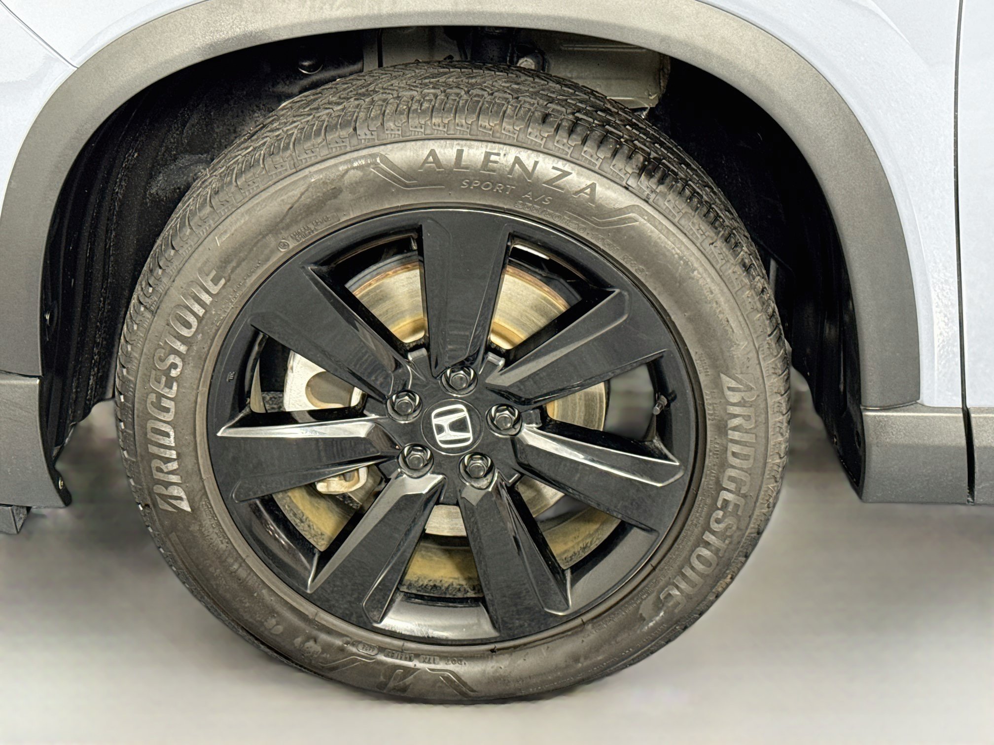 Certified 2025 Honda Pilot Black Edition image 34