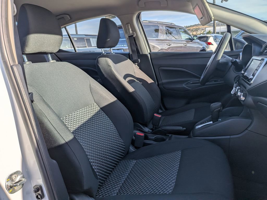 Used 2022 Nissan Versa S w/ Trunk Package FWD image 19