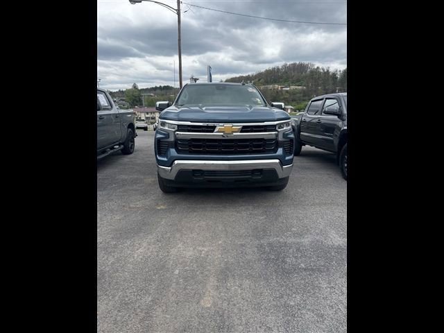 Used 2024 Chevrolet Silverado 1500 LT